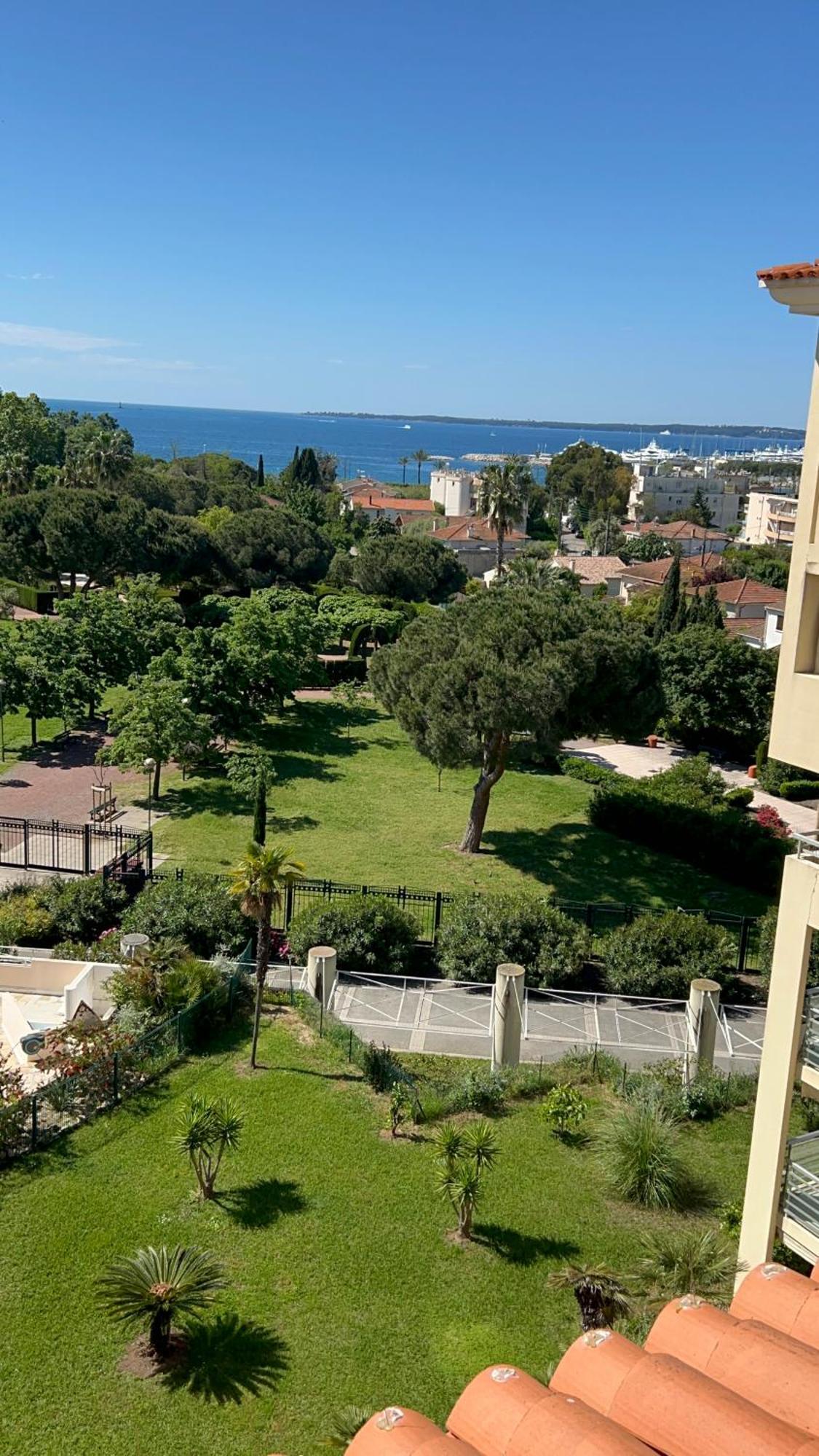 Duplex Villa Les Pins 89M2 Et Terrasse 30M2 Антиб Екстериор снимка